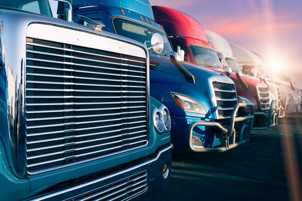 long haul commercial trucks